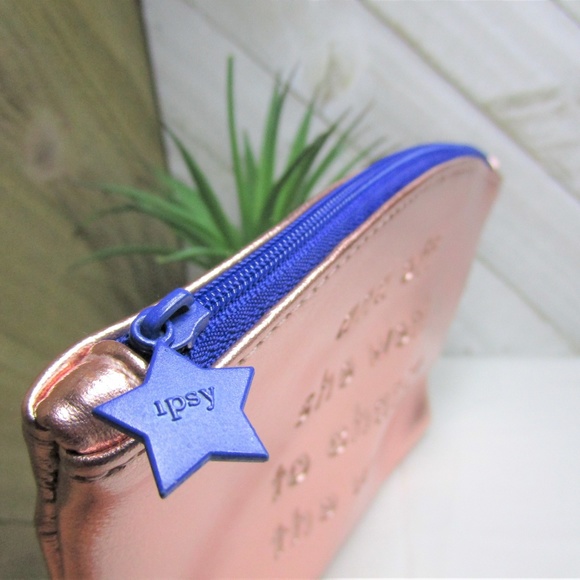 $2 Add-On - Ipsy Bag - Picture 2 of 4